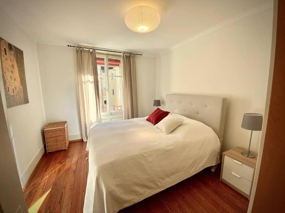 Your Bright Charming Cocoon Between Lake And City Lausanne Luaran gambar